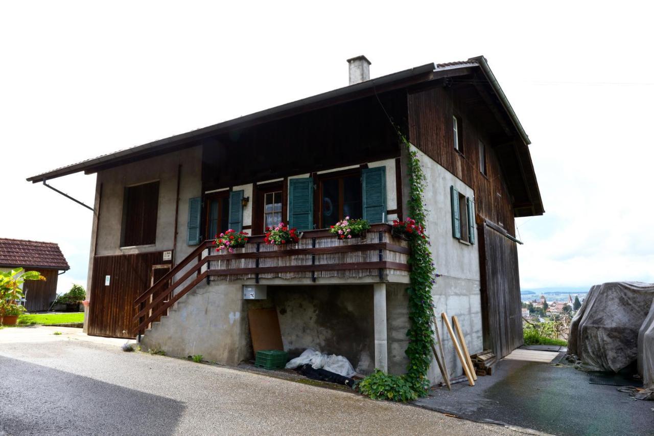 Hof Oberprehl Apartamento Murten Exterior foto